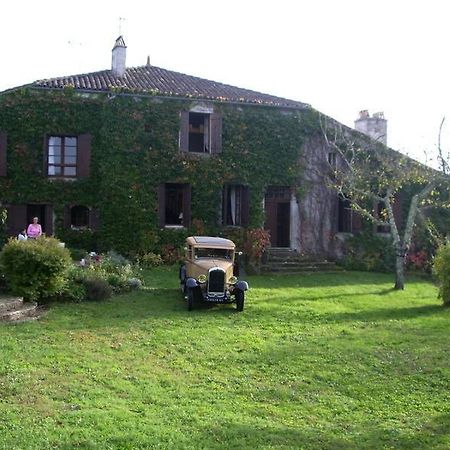 Bed and Breakfast Chez Mamie Et Papi Puynormand Экстерьер фото